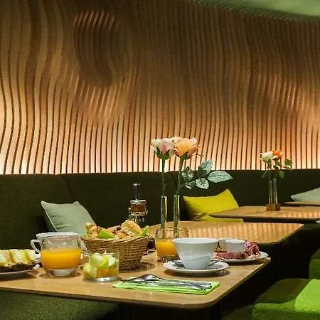 Odyssey 3* Paris