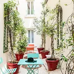 Odyssey Otel Paris