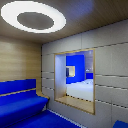 Hotel Odyssey By Elegancia 3*