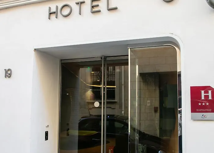 فندق Odyssey 3*